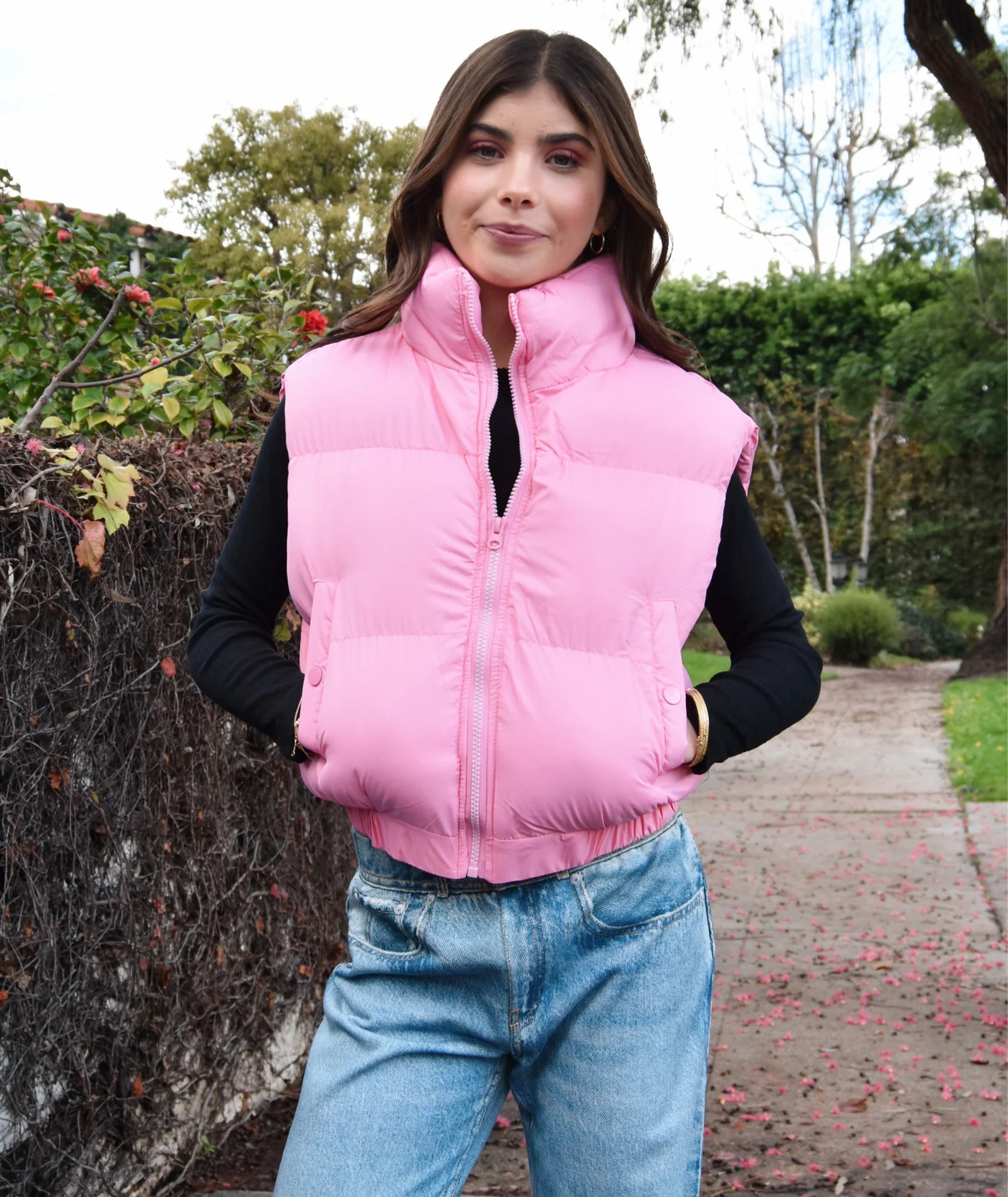 8apart Women River Puffer Vest - Image 2
