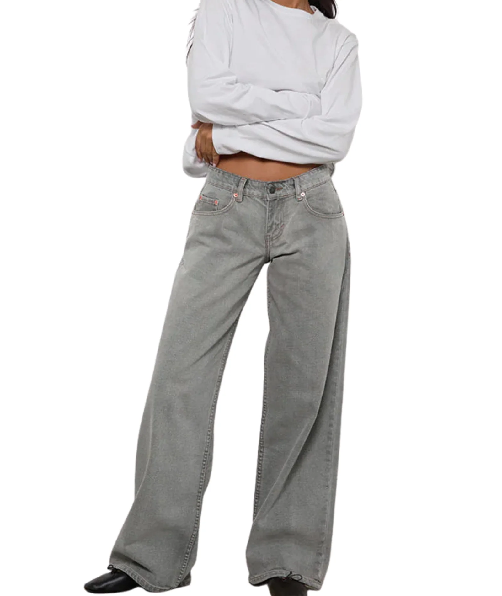Motel Rocks Women Low Rise Roomy Jeans Bleach Grey Wash - Image 4